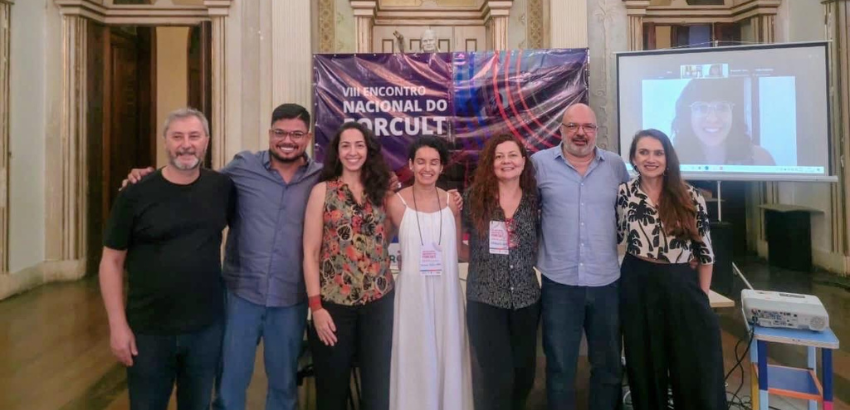 Chapa vencedora durante assembleia do Encontro Nacional do Fórum